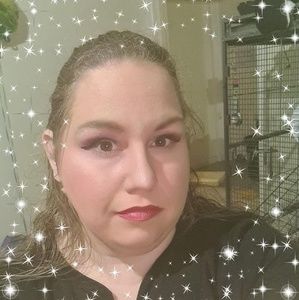 Meet your Posher, Kara